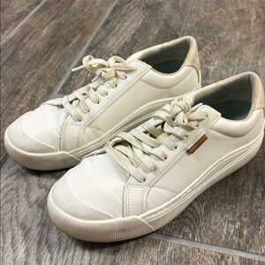 Dr. Scholl's Women's Time Off Sneaker size 8.5